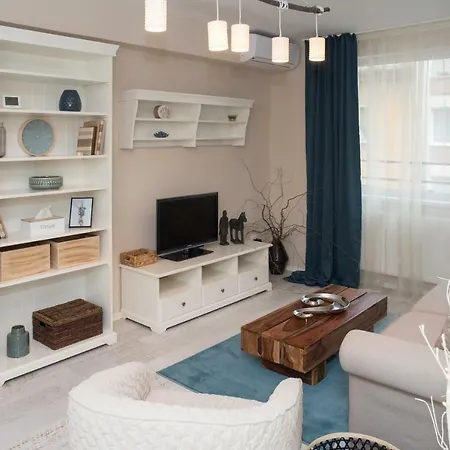 Apartment Ultracentral, Brand New, Modern And Cozy *